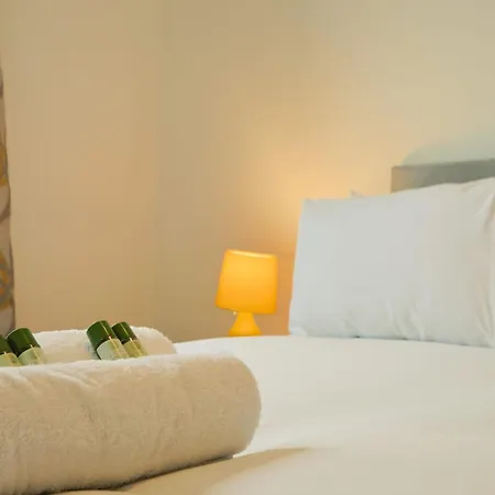 Winchester Two Bedroom In Brislington * Bristol