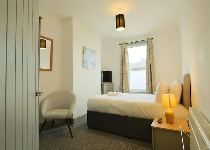 Winchester Two Bedroom In Brislington *