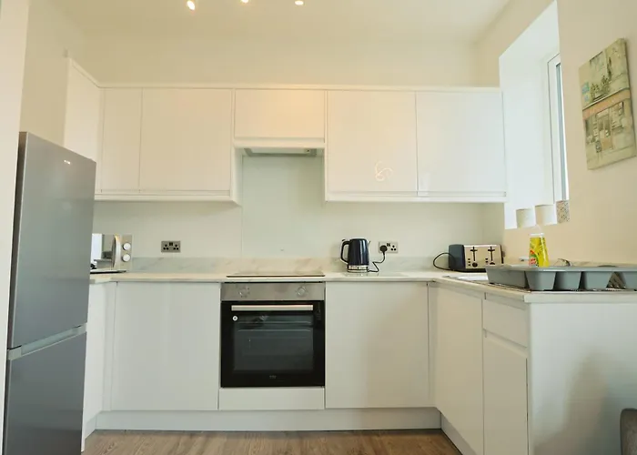 Winchester Two Bedroom In Brislington Appartamento *
