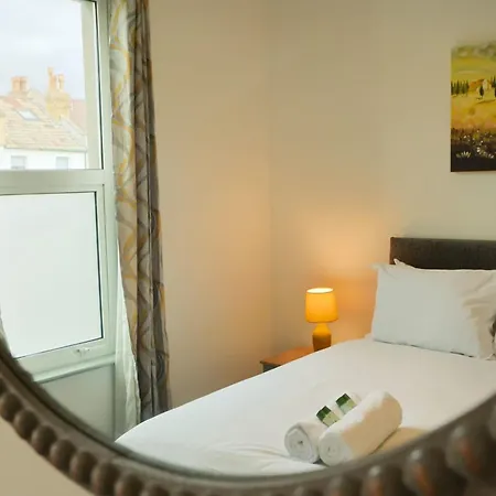 Winchester Two Bedroom In Brislington Апартаменты Бристоль