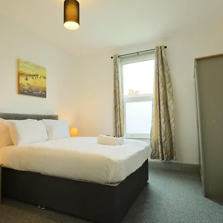 Winchester Two Bedroom In Brislington Бристоль