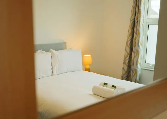 Апартаменти Winchester Two Bedroom In Brislington